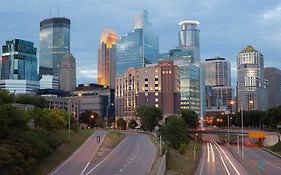 Hilton Garden Inn Minneapolis Downtown